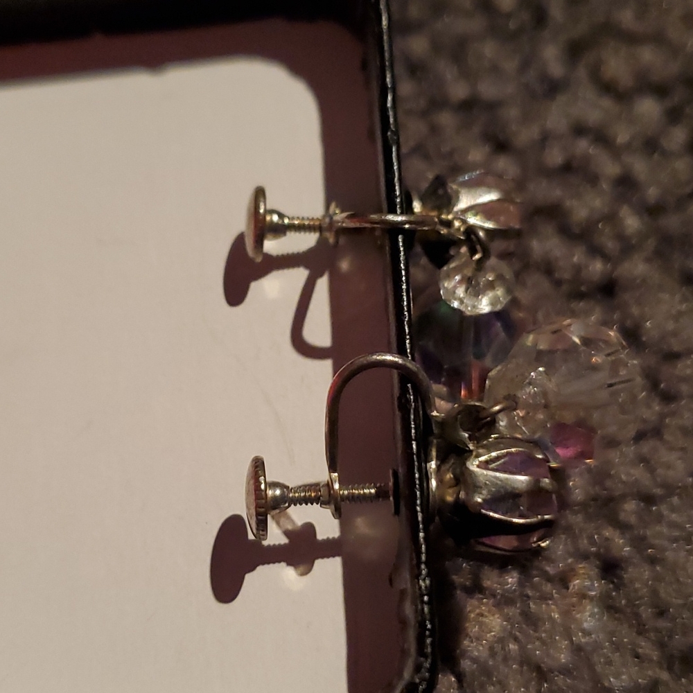 Vintage clip on earrings - Picture 5 of 7
